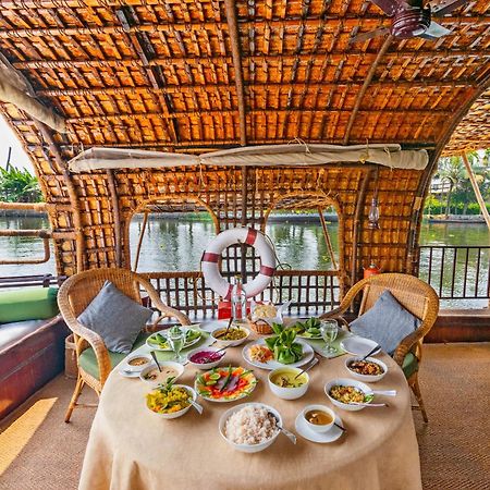Hotel Spice Coast Cruises - Houseboat, A Cgh Earth Experience Alappuzha Zewnętrze zdjęcie