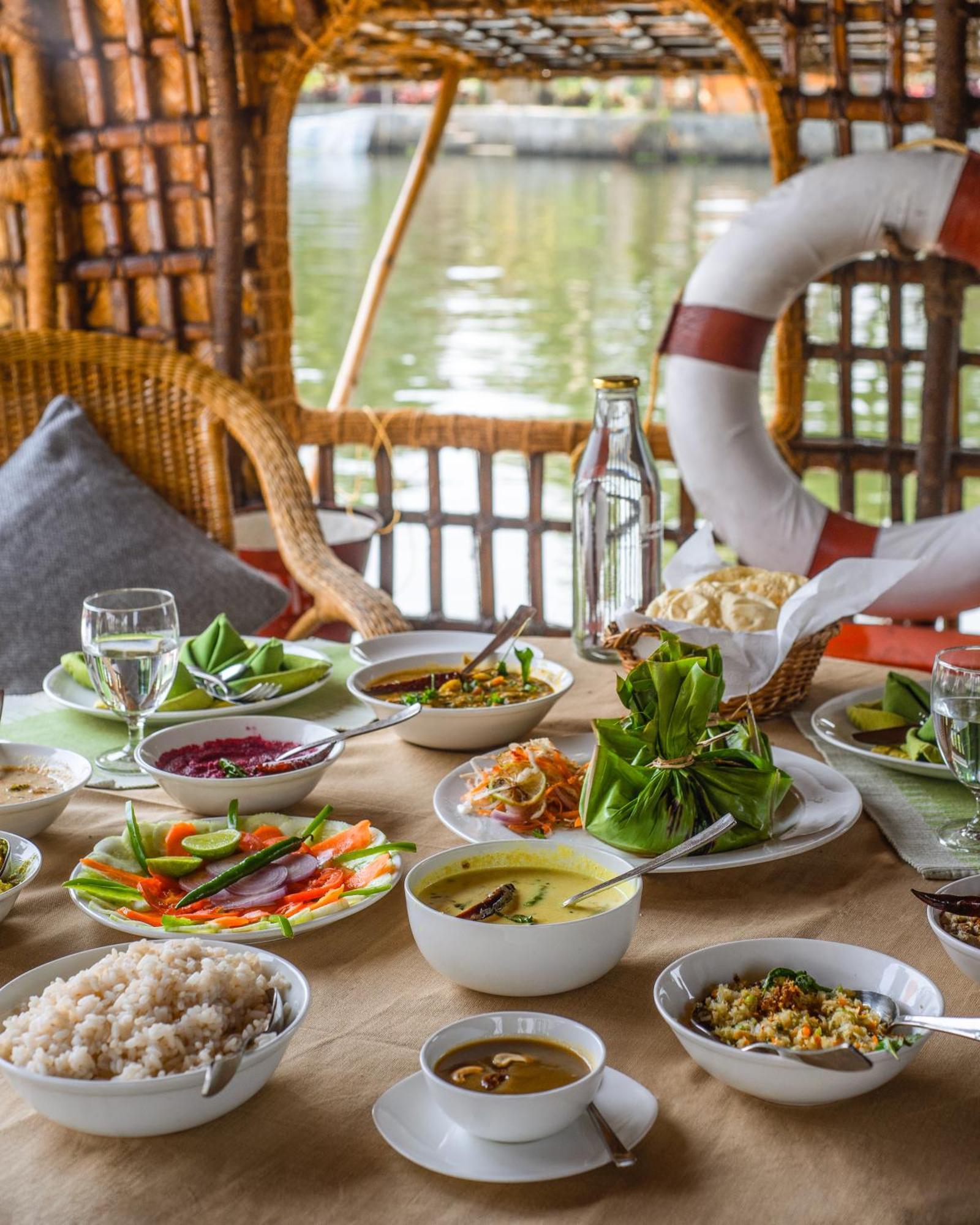 Hotel Spice Coast Cruises - Houseboat, A Cgh Earth Experience Alappuzha Zewnętrze zdjęcie