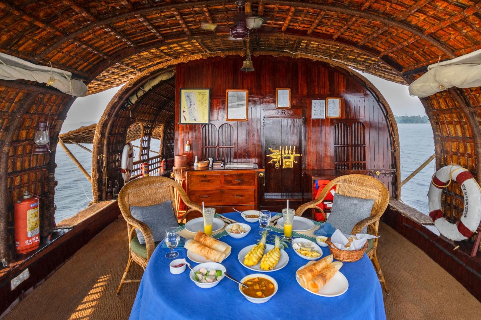 Hotel Spice Coast Cruises - Houseboat, A Cgh Earth Experience Alappuzha Zewnętrze zdjęcie