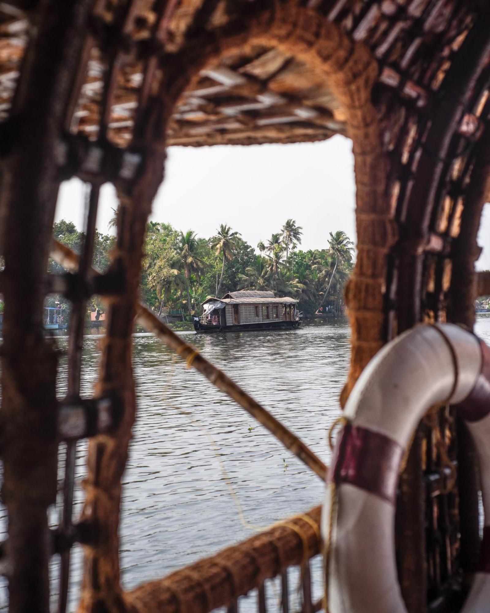 Hotel Spice Coast Cruises - Houseboat, A Cgh Earth Experience Alappuzha Zewnętrze zdjęcie