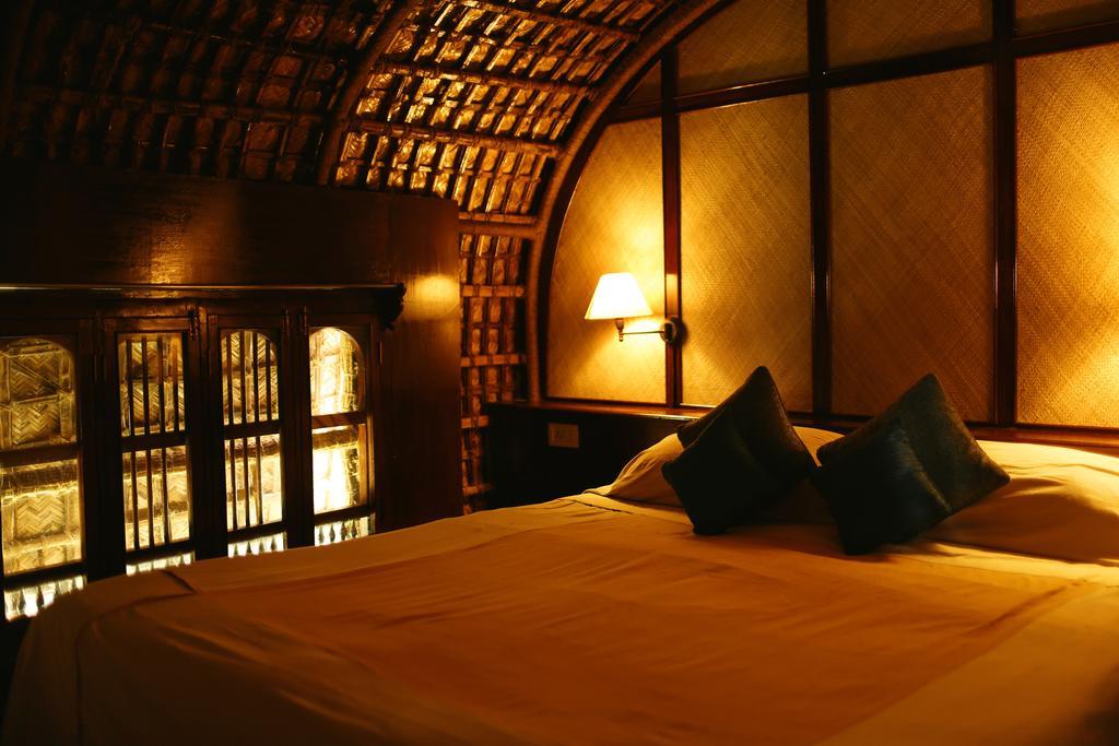 Hotel Spice Coast Cruises - Houseboat, A Cgh Earth Experience Alappuzha Zewnętrze zdjęcie
