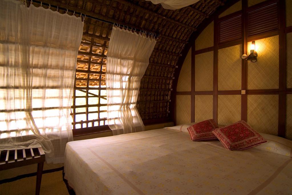 Hotel Spice Coast Cruises - Houseboat, A Cgh Earth Experience Alappuzha Zewnętrze zdjęcie