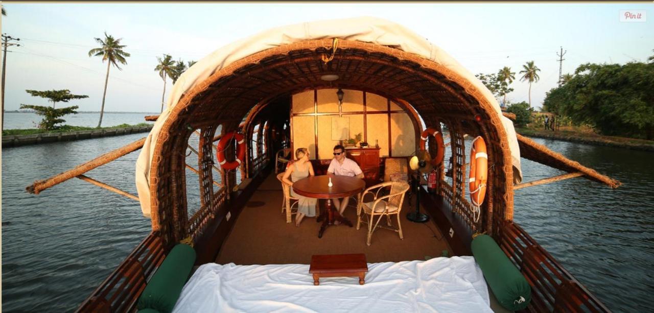 Hotel Spice Coast Cruises - Houseboat, A Cgh Earth Experience Alappuzha Zewnętrze zdjęcie